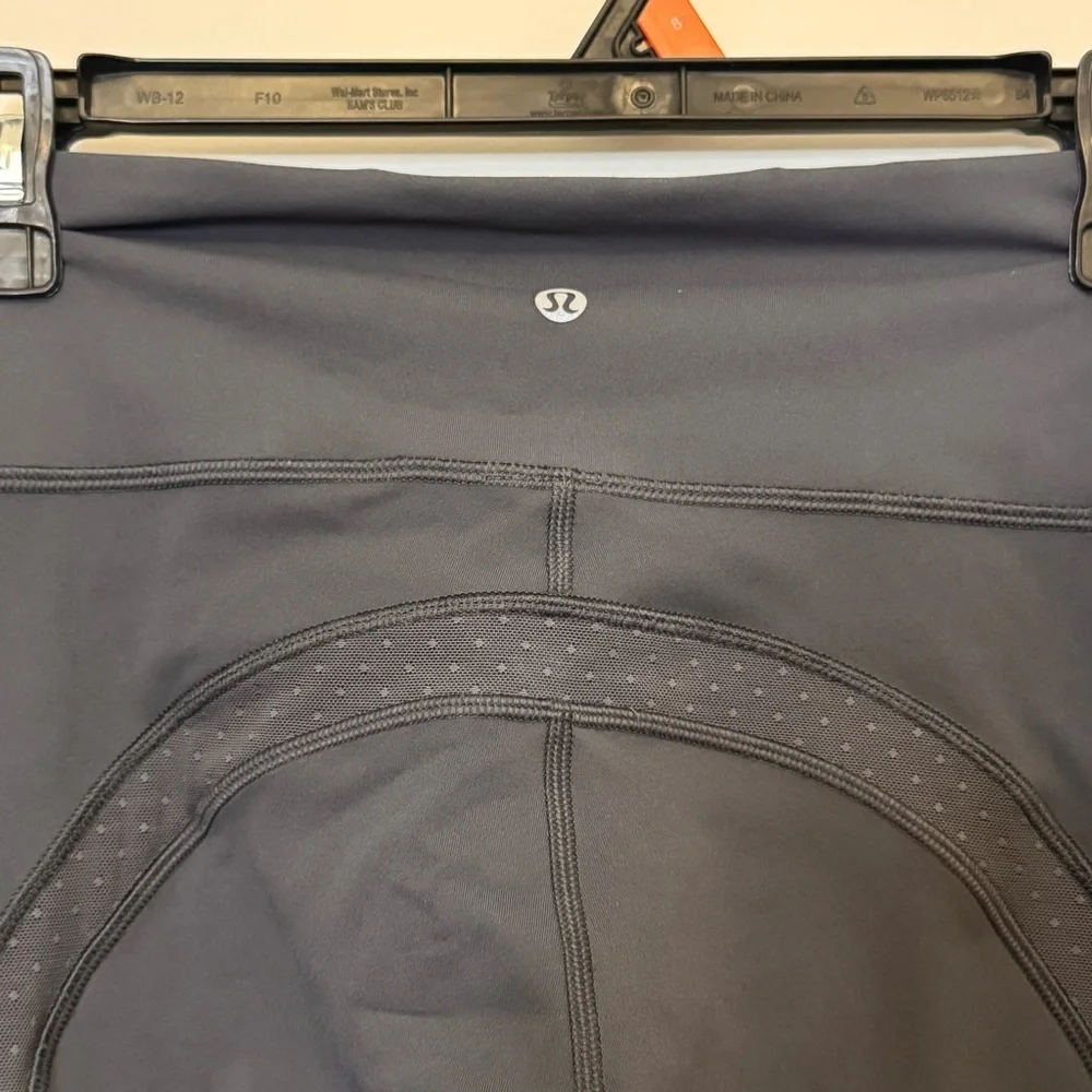 Lululemon Athletica grey Leggings size 6
